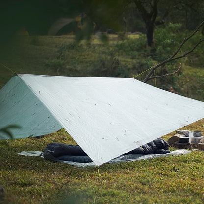 Flat rectangular tarp